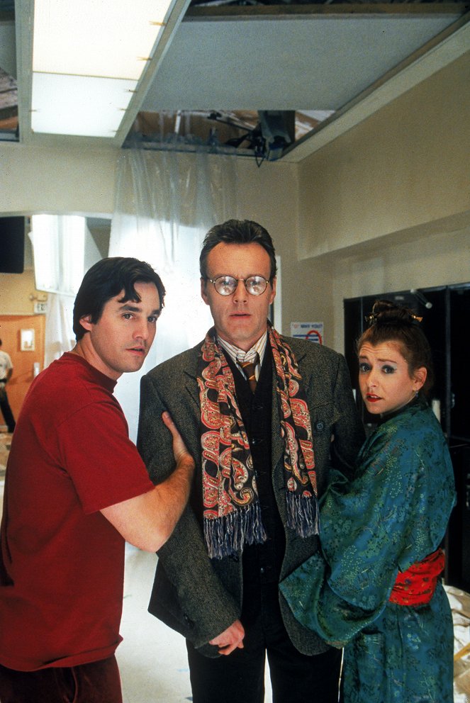 Buffy the Vampire Slayer - Season 1 - Nightmares - Photos - Nicholas Brendon, Anthony Head, Alyson Hannigan