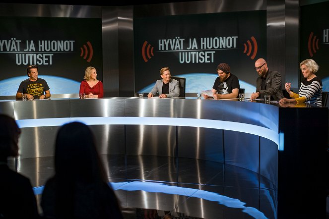 Hyvät ja huonot uutiset - Kuvat elokuvasta - Mikko Kuustonen, Kaisa Hela, Kari Ketonen, Iikka Kivi, Juha Vuorinen, Paula Noronen