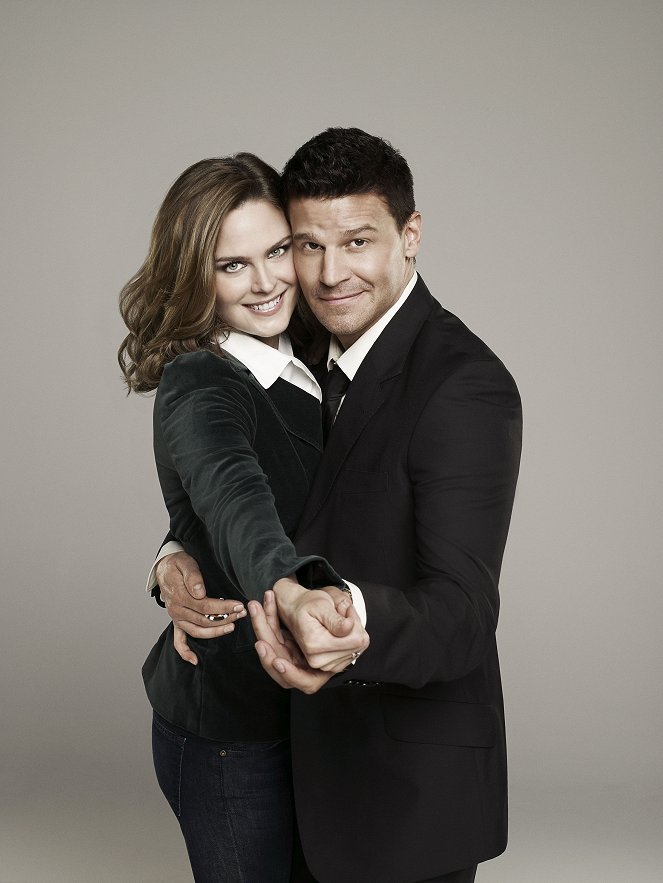 Bones - Season 5 - Promokuvat - Emily Deschanel, David Boreanaz