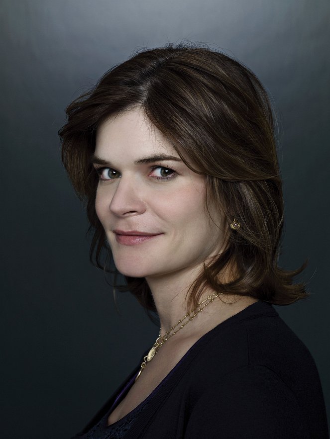 Totál szívás - Season 2 - Promóció fotók - Betsy Brandt