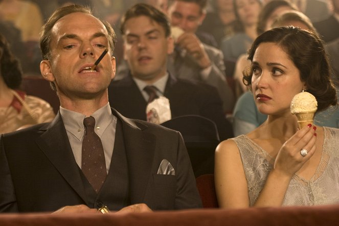 The Boxer and the Bombshell - Photos - Hugo Weaving, Rose Byrne