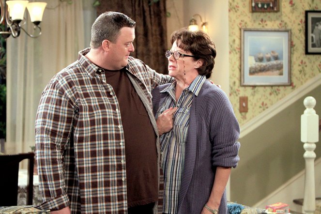 Mike & Molly - Peggy's New Beau - Z filmu - Billy Gardell, Rondi Reed