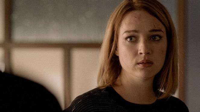 Zoo - Once Upon a Time in the Nest - Z filmu - Kristen Connolly