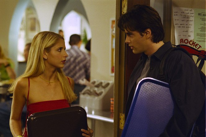 Buffy postrach wampirów - Season 4 - Warunki życia - Z filmu - Sarah Michelle Gellar