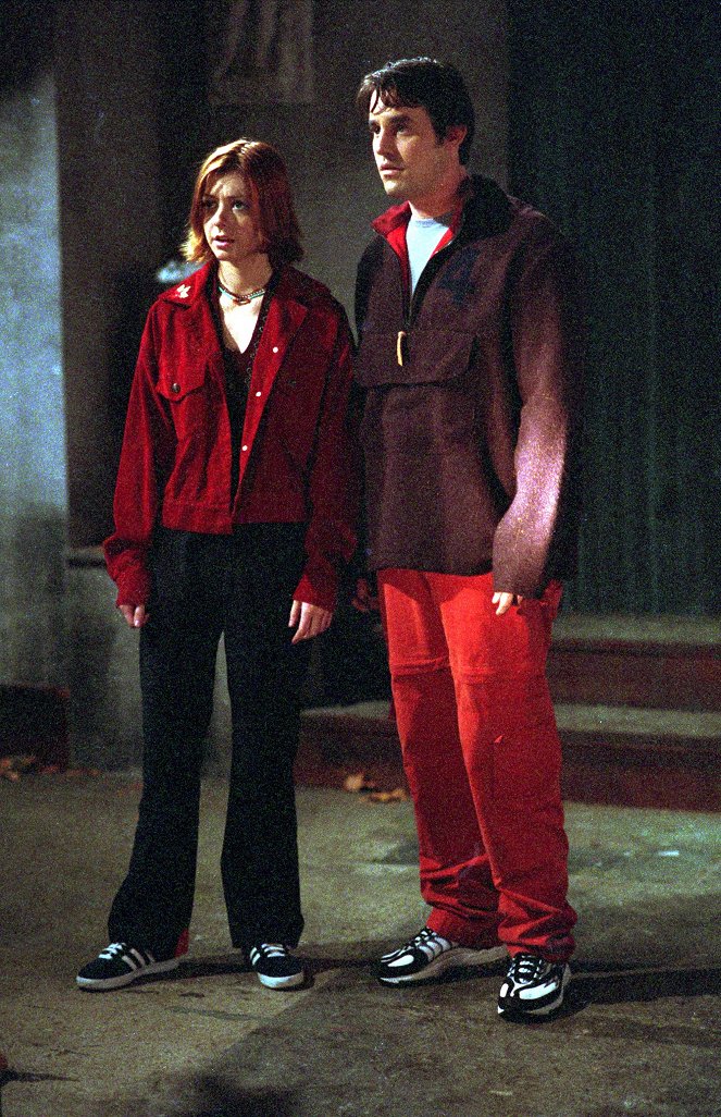 Buffy the Vampire Slayer - Season 4 - A New Man - Photos - Alyson Hannigan, Nicholas Brendon