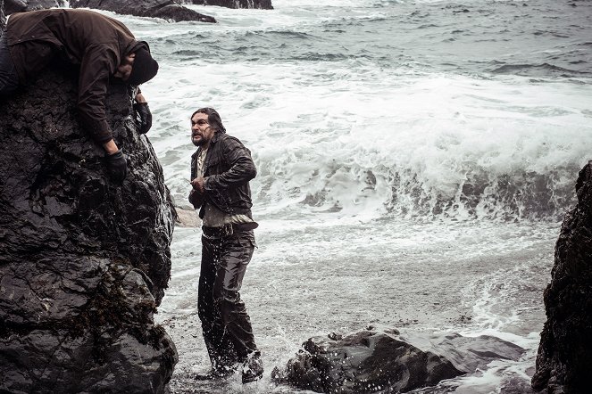 Braven - Photos - Jason Momoa