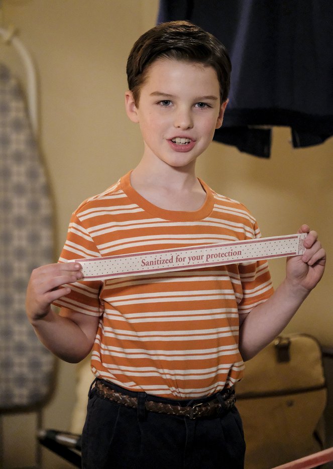 Young Sheldon - Cape Canaveral, Shrodinger's Cat, and Cyndi Lauper's Hair - Van film - Iain Armitage