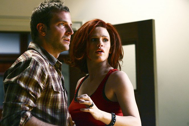 Alias - Die Agentin - Bombe im Kopf - Filmfotos - Bradley Cooper, Jennifer Garner