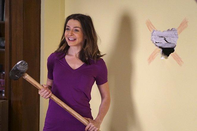 Grey's Anatomy - Season 12 - Sledgehammer - Photos - Caterina Scorsone