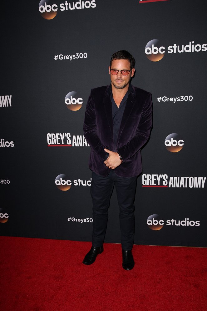 Grey's Anatomy - Die jungen Ärzte - Geister der Vergangenheit - Veranstaltungen - The Cast and Executive Producers of ABC’s “Grey’s Anatomy” celebrate the 300th episode at Tao Los Angeles on Saturday, November 4, hosted by ABC and ABC Studios