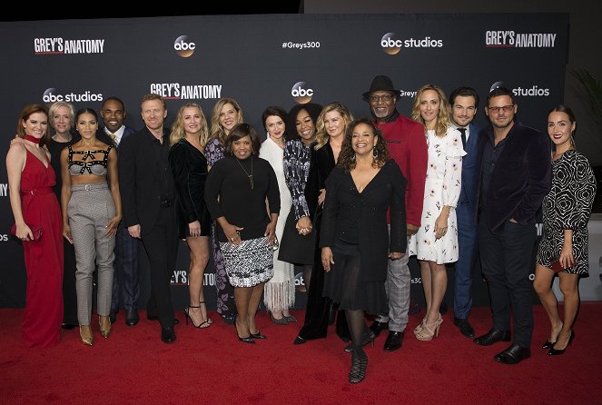 A Grace klinika - Season 14 - Arcok a múltból - Rendezvények - The Cast and Executive Producers of ABC’s “Grey’s Anatomy” celebrate the 300th episode at Tao Los Angeles on Saturday, November 4, hosted by ABC and ABC Studios