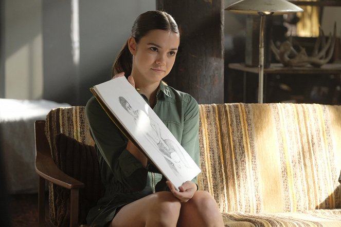 The Fosters - Scars - Do filme - Maia Mitchell