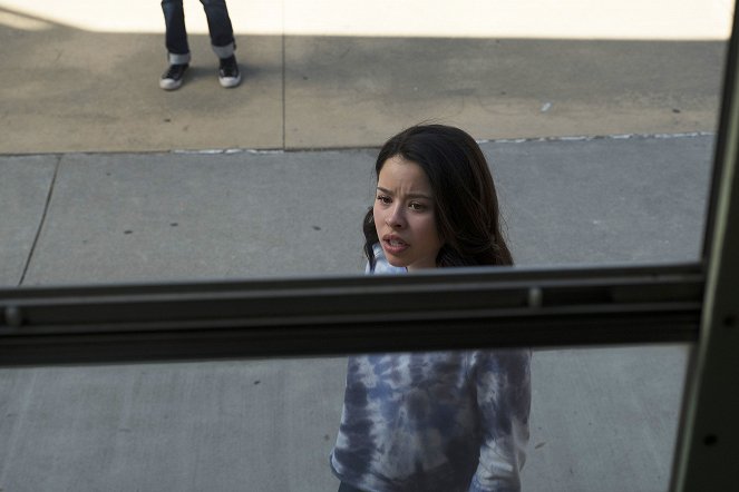 The Fosters - Season 5 - Scars - Photos - Cierra Ramirez
