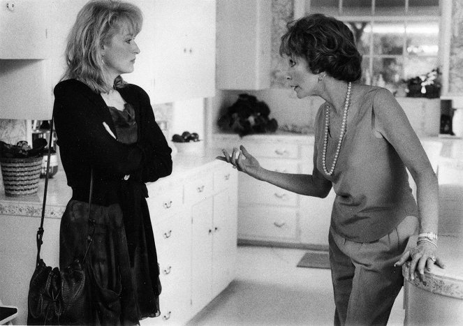 Képeslapok a szakadékból - Filmfotók - Meryl Streep, Shirley MacLaine