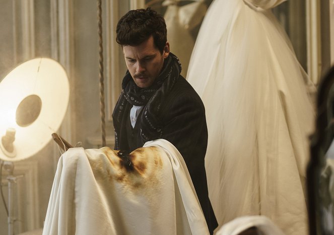 The Collection - The Launch - De la película - Tom Riley