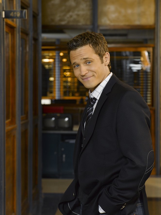 Castle - Season 3 - Promóció fotók - Seamus Dever