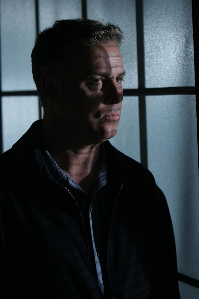 CSI: Crime Scene Investigation - Season 7 - Burn Out - Photos - William Petersen