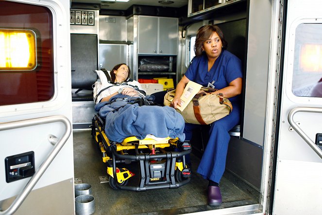Private Practice - Season 3 - Right Here, Right Now - Photos - Alexie Gilmore, Chandra Wilson