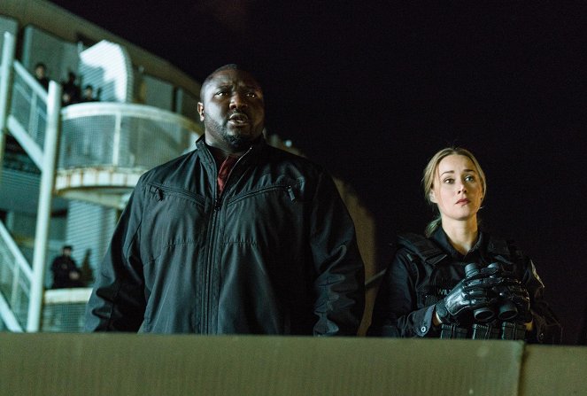 Zoo - The Barrier - Film - Nonso Anozie