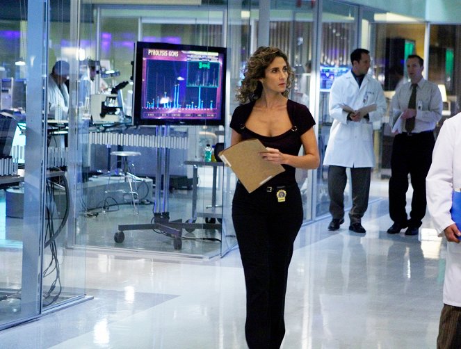 CSI: Nueva York - Enough - De la película - Melina Kanakaredes