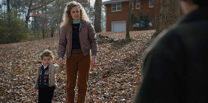 Stranger Things - Chapter Three: The Pollywog - Photos