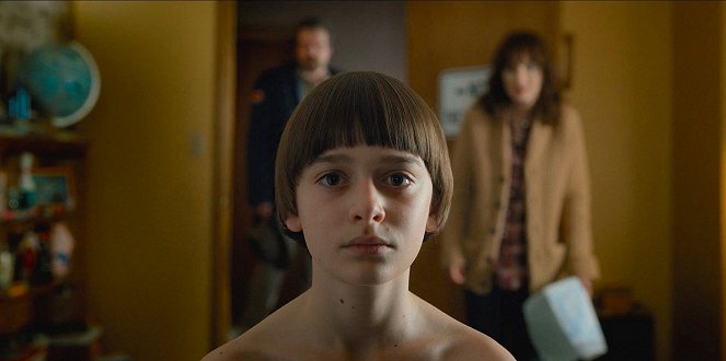 Stranger Things - Season 2 - Chapter Four: Will the Wise - Photos - Noah Schnapp