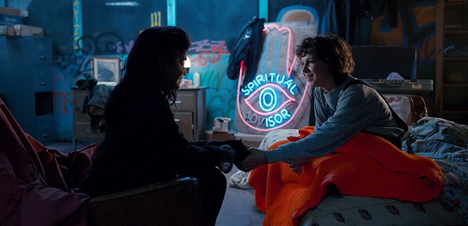 Stranger Things - Chapter Seven: The Lost Sister - Photos - Millie Bobby Brown
