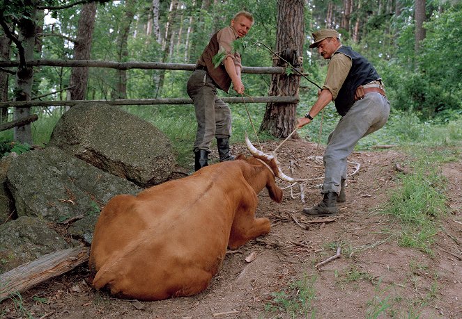 Zdivočelá země - Epizoda 5 - Film - Miroslav Vladyka, Pavel Nový