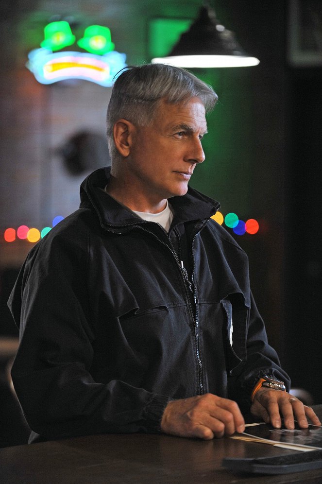 NCIS: Naval Criminal Investigative Service - You Better Watch Out - Van film - Mark Harmon