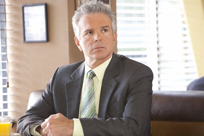 The Closer - Tapped Out - Van film - Tony Denison