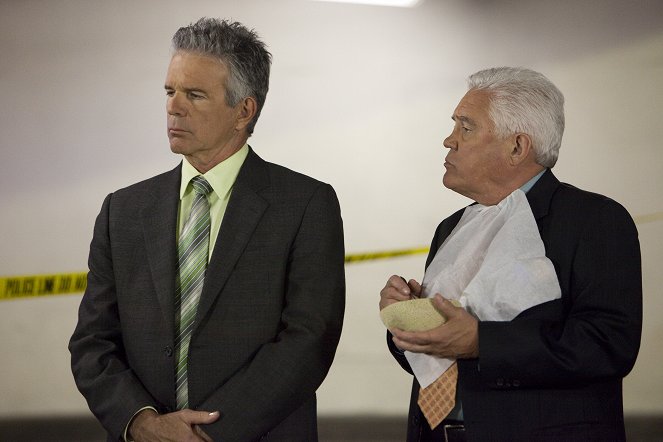 The Closer - Tapped Out - Van film - Tony Denison, G. W. Bailey