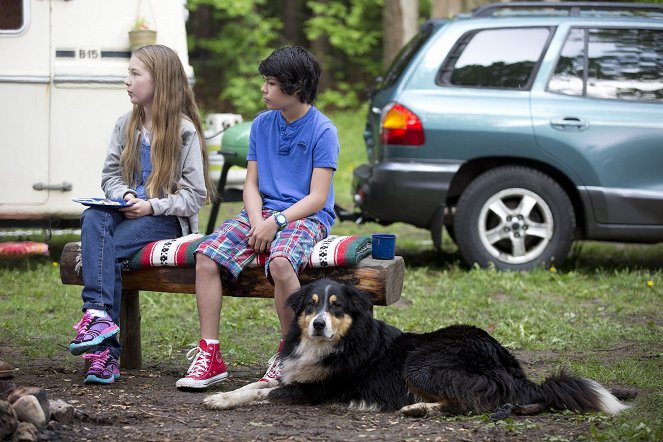 Bark Ranger - Mein Hund, der Held - Filmfotos - Zoe Fraser, Lucius Hoyos
