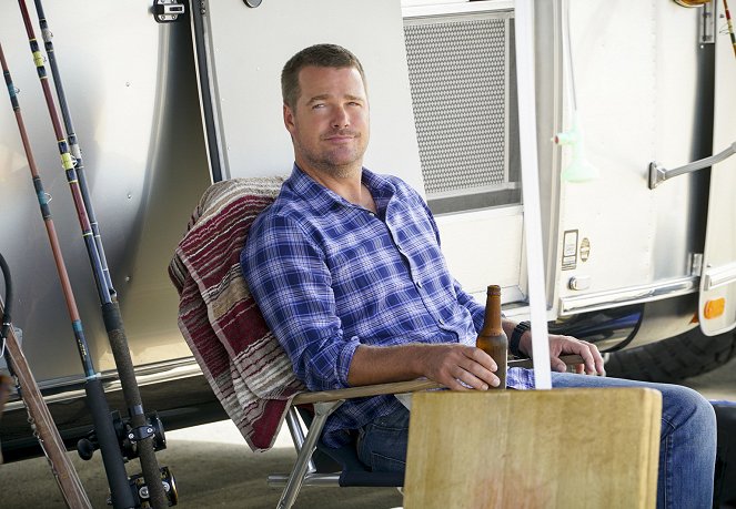 NCIS: Los Angeles - Season 9 - Party Crashers - Photos - Chris O'Donnell