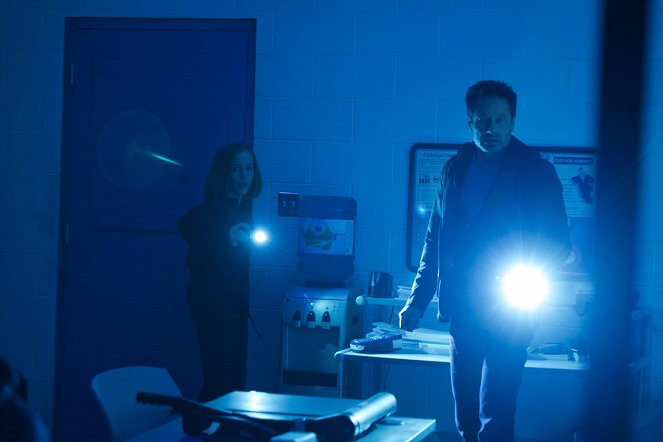 The X-Files - Salaiset kansiot - Rm9sbG93ZXJz - Kuvat elokuvasta - Gillian Anderson, David Duchovny