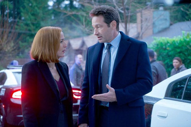 The X-Files - Familiar - Van film - Gillian Anderson, David Duchovny