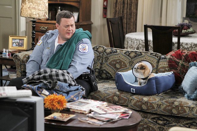 Mike & Molly - Mike Cheats - Z filmu - Billy Gardell