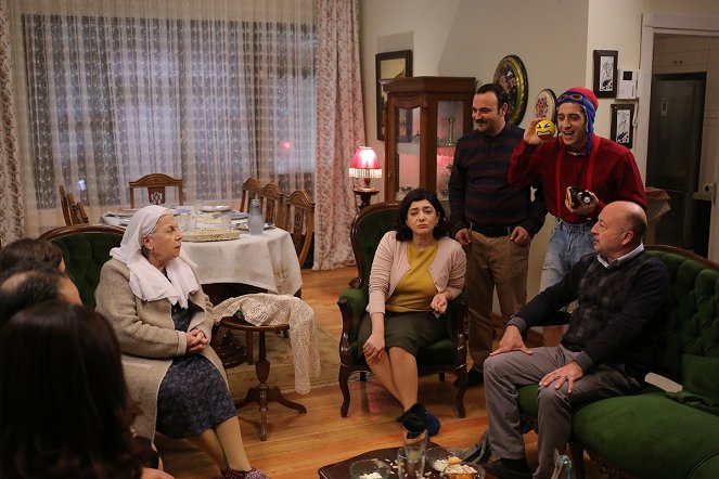 Aslan Ailem - Episode 13 - Filmfotos