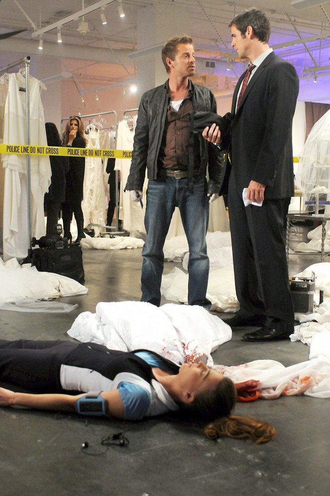 CSI: New York-i helyszínelők - Segítség - Filmfotók - Carmine Giovinazzo, Eddie Cahill