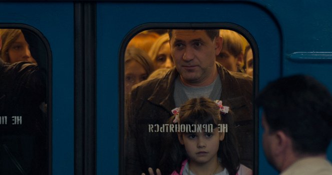 Pánico en el metro - De la película - Sergey Puskepalis, Анфиса Вистингаузен