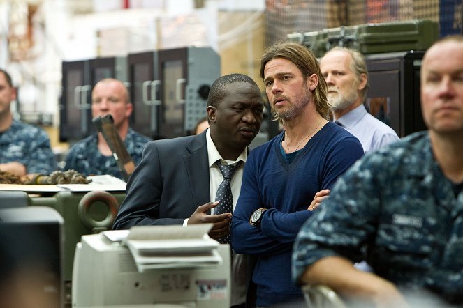 Guerra mundial Z - De la película - Fana Mokoena, Brad Pitt