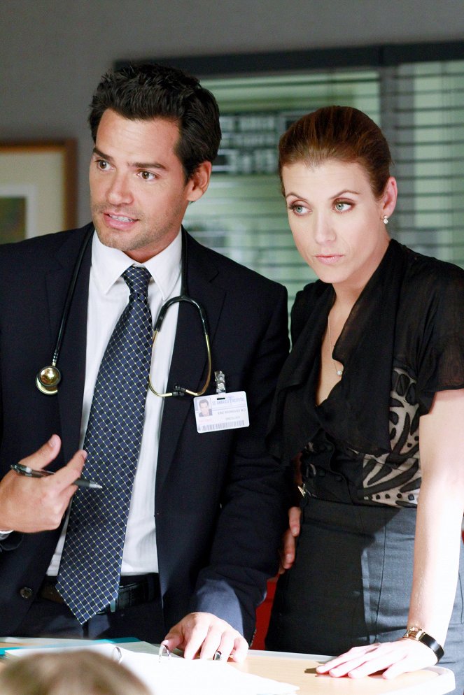 Doktor Addison - Season 4 - Heaven Can Wait - Filmfotók - Cristián de la Fuente, Kate Walsh