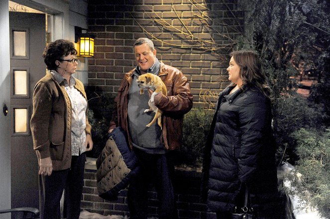 Mike & Molly - Season 2 - Peggy Goes to Branson - Photos - Rondi Reed, Billy Gardell, Melissa McCarthy
