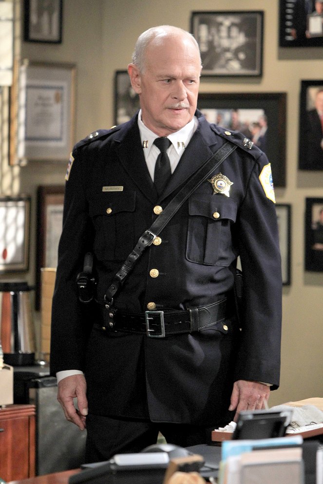 Mike & Molly - Mike's Boss - Film - Gerald McRaney