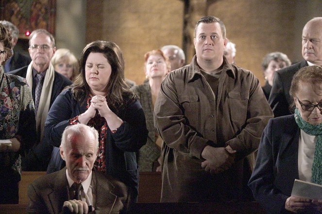 Mike & Molly - Karaoke Christmas - De la película - Melissa McCarthy, Billy Gardell