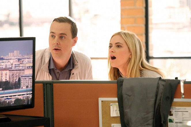 NCIS: Naval Criminal Investigative Service - The Enemy Within - Photos - Sean Murray, Emily Wickersham
