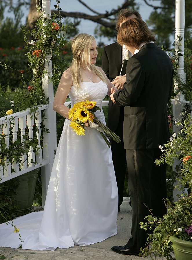 Medium - Allison Rolen Got Married - Do filme - Patricia Arquette