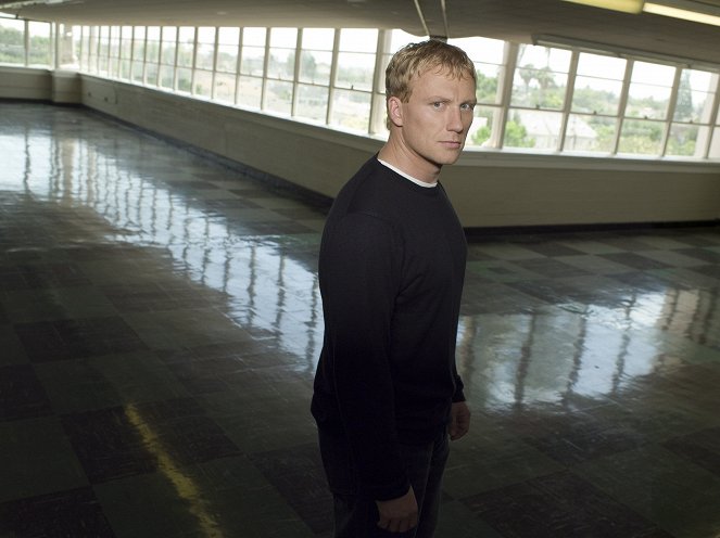 Journeyman - Werbefoto - Kevin McKidd