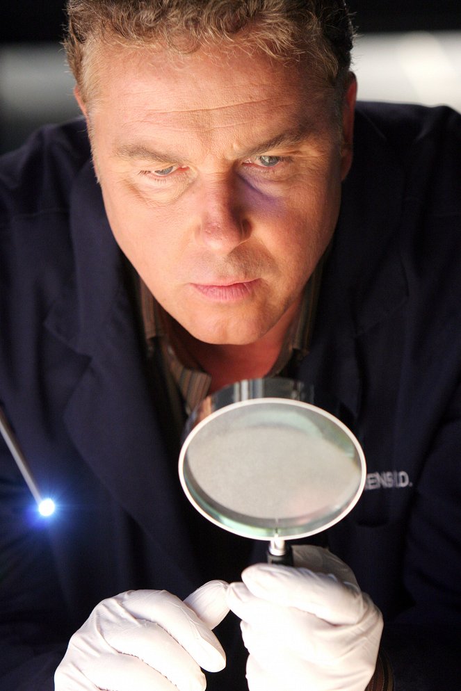 CSI: Crime Scene Investigation - Season 7 - Post Mortem - Photos - William Petersen