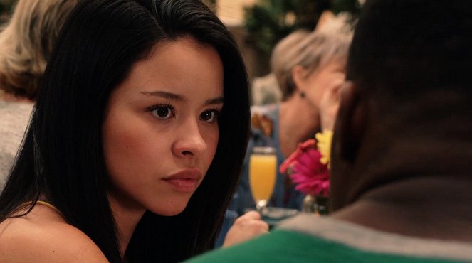 The Fosters - Mother's Day - De la película - Cierra Ramirez