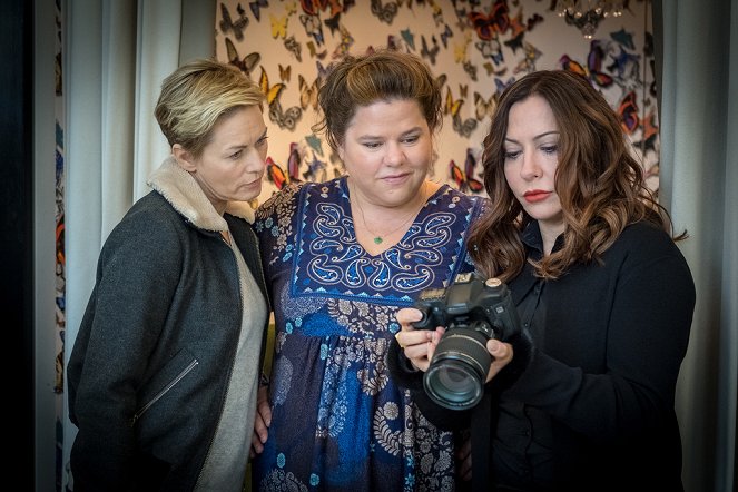 Doppelzimmer für drei - Filmfotos - Gesine Cukrowski, Nadine Wrietz, Simone Thomalla